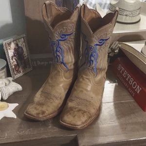 Men's Ariat cowboy boots 12R